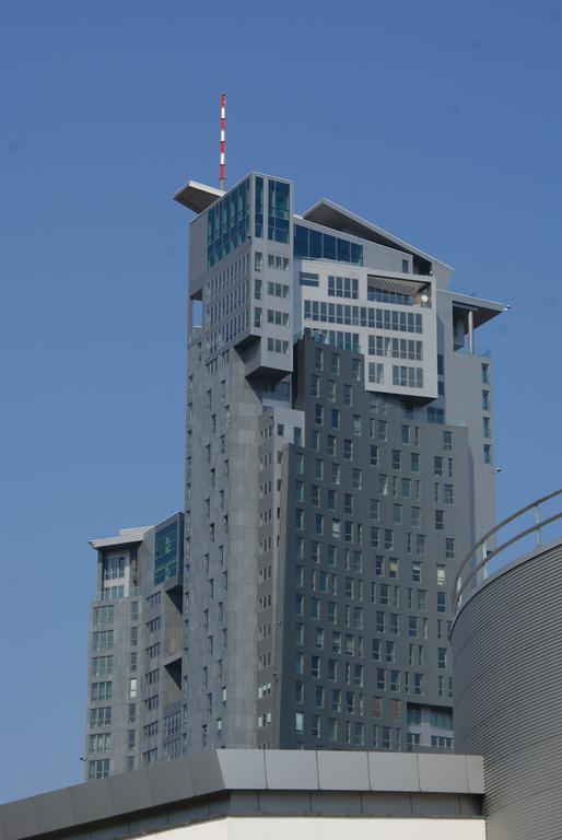 Sea Towers Gdynia Pomerania Bilik gambar